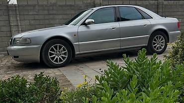 на ауди а8: Audi S8: 2000 г., Седан — 10