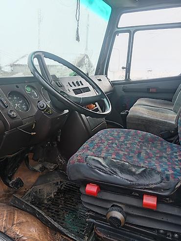 Mercedes-Benz: Mercedes-Benz : 1996 г., 4 л, Механика, Дизель, Фургон — 9