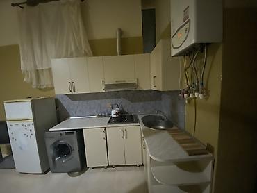 ev: Kirayə verilir 1 otaq 1 hamam,tualet Kombi,daimi su,qaz işıq,internet — 2