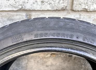 blizzak: Комплект из 4 автомобильных шин Bridgestone Blizzak VRX — 3