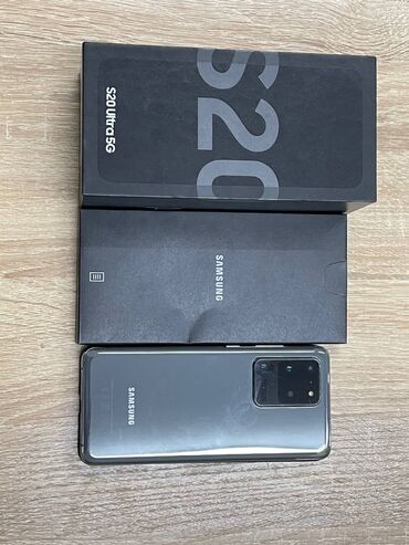 чехол на зарядку: Samsung Galaxy S20 Ultra, Б/у, 128 ГБ, цвет - Серый, 1 SIM, eSIM