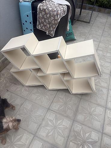 mebel trimo: Açıq rəngdə modul kitab rəfi/organizator - Dizayn: 9 bölməli, pilləli — 3