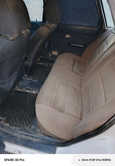 kia 2014: Audi 80: 1984 г., 1.8 л, Механика, Бензин, Седан — 7