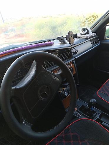 volkswagen tiguan 1: Mercedes-Benz 190 (W201) sedan - Kuzov: 4 qapılı sedan, qara rəng hu — 6