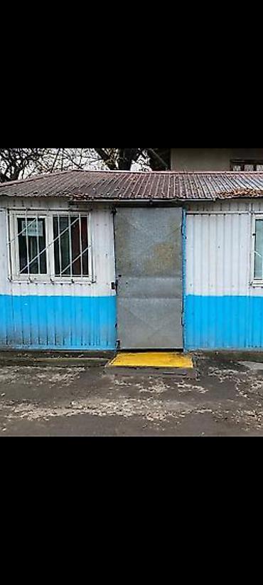 марозильники: М.Гвардии/Урицский Сдается магазин Площадь: 5м2 С оборудованием — 1