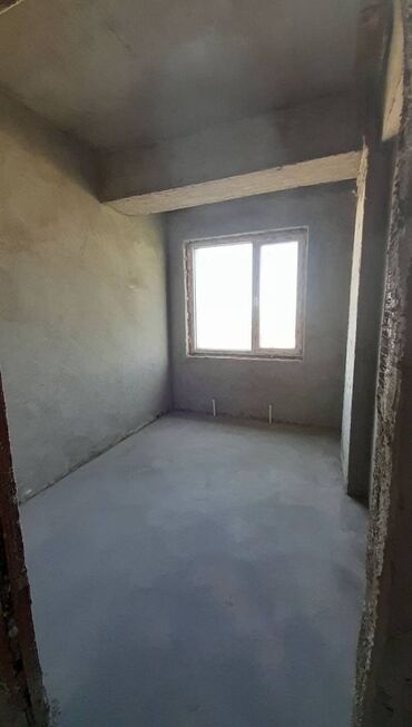 квартиры в кок жар: 3 бөлмө, 74 кв. м, Элитка, 5 кабат, ПСО (өзү оңдоп түзөтүп бүтүү үчүн)