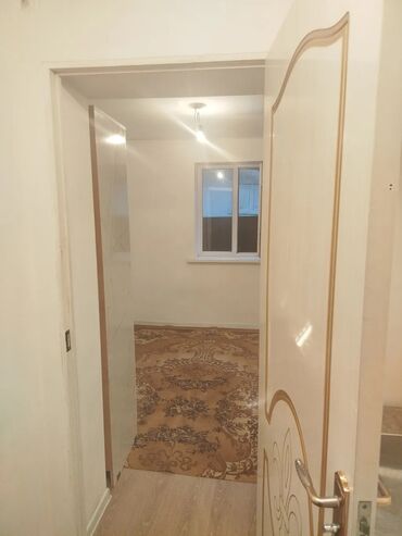 долгосрочная аренда домов ош: 14 кв. м, 1 бөлмө, Жылуу пол, Брондолгон эшиктер, Забор, тосулган