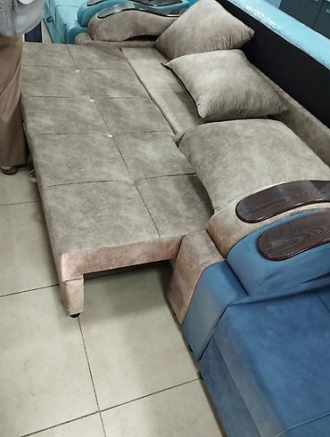 Угловые диваны: Угловой диван, Раскладной, Двухместный — 13