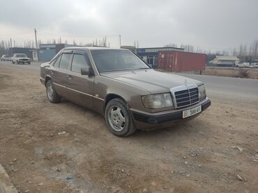 узген машина: Mercedes-Benz W124: 1990 г., 2 л, Механика, Бензин, Седан