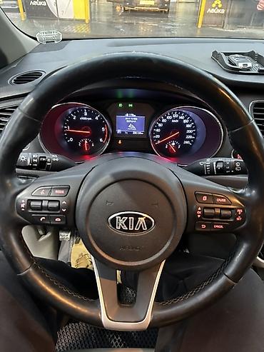 Kia: Kia Carnival: 2019 г., 2.2 л, Автомат, Дизель, Минивэн — 18