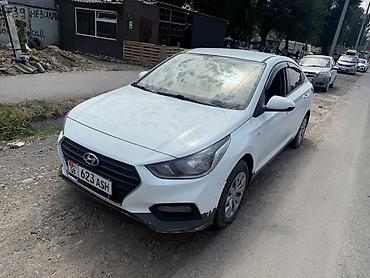 Транспорт: Hyundai Solaris: 2018 г., 1.6 л, Автомат, Газ, Седан — 2