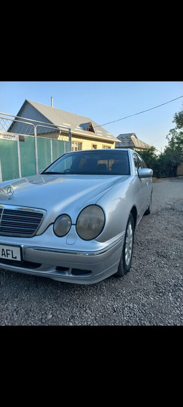 mercedes 210: Сдаю в аренду: Легковое авто, Частная аренда