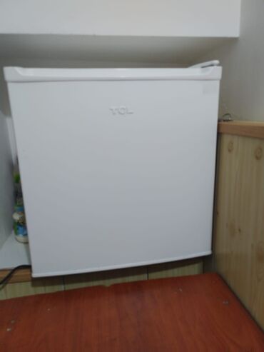 i̇şlenmiş soyducu: Б/у Холодильник Барный, цвет - Белый