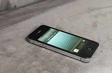 Apple iPhone: IPhone 4S, Qara — 10