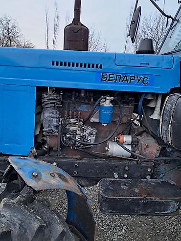 Traktorlar: Belarus MTZ traktoru - Marka/model: Belarus (MTZ) - Korpus — 4