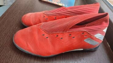 Кроссовки и спортивная обувь: Мужские кроссовки, 34.5, Adidas, Б/у, цвет - Красный, Самовывоз
