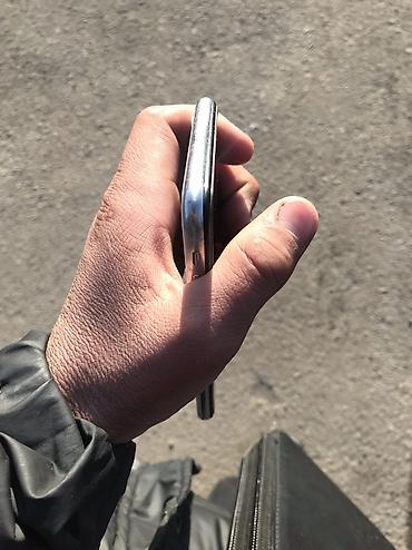 Apple iPhone: IPhone X, Б/у, 64 ГБ, Белый, Чехол, Кабель, Защитное стекло, 100 % — 12