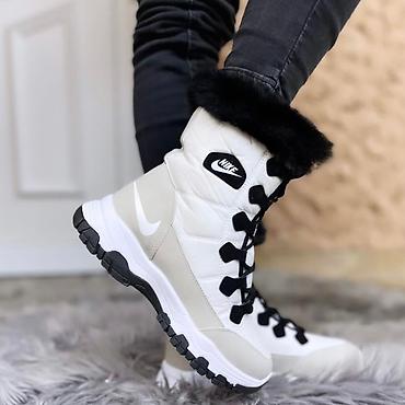aksice ugg: Nike čizmice crne bele roze NOVO Novo Brojevi 36 do 41 fb Moja — 3