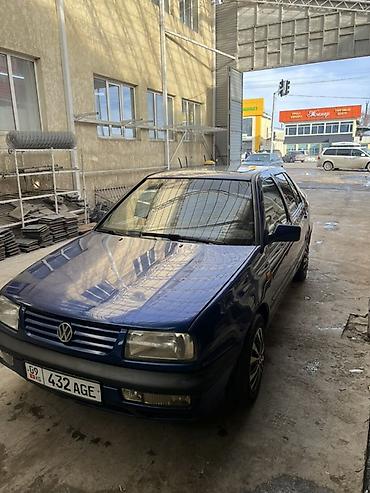 Volkswagen: Volkswagen Vento: 1994 г., 1.8 л, Механика, Бензин, Седан — 5