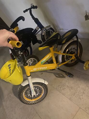 Uşaq velosipedləri: İşlənmiş Dörd təkərli Uşaq velosipedi Strim, 12", Ünvandan götürmə, Ödənişli çatdırılma