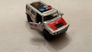 Oyuncaqlar: Metaldan hazırlanmış oyuncaq model avtomobil – G‑klass stili (Brabus — 18