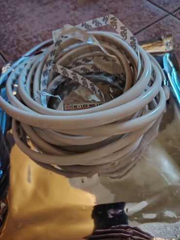 Daewoo: HI-LED IND. LTD. tərəfindən istehsal olunan bu LED zolaq, müxtəlif