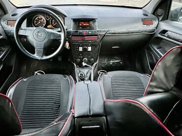 Nissan: Nissan Cedric: 1.3 l | 2006 il Hetçbek — 18