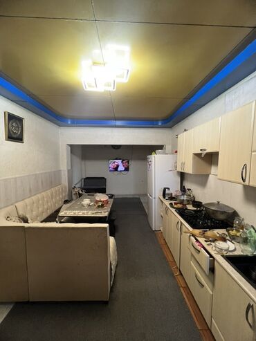 Продажа домов: Дом, 184 м², 8 комнат at lalafo.kg — 12 Продажа домов: Дом, 184 м², 8 комнат — 12