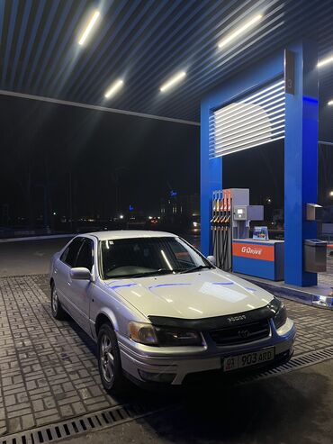 Toyota: Toyota Camry: 2000 г., 2.2 л, Автомат, Бензин, Седан — 2