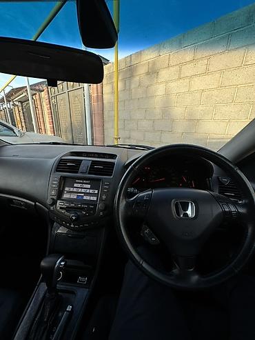 type r: Honda Accord: 2003 г., 2.4 л, Автомат, Бензин, Универсал — 4