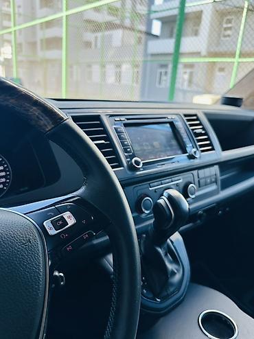 Volkswagen: Volkswagen Transporter: 2 l | 2018 il Van/Minivan — 8