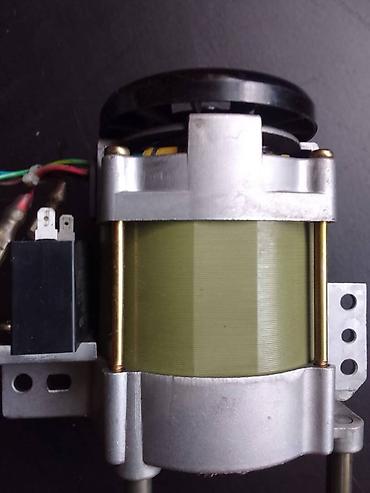 Электродвигатели: Продаю два электродвигателя от WorkCentre ХEROX пр-во Япония. Один — 6