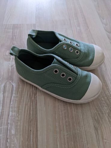 зеленые туфли: Детская обувь