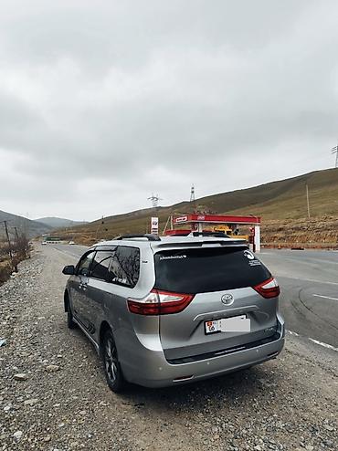 Toyota: Toyota Sienna: 2019 г., Автомат, Бензин, Минивэн — 5