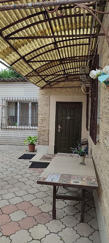 Продажа коттеджей и домов: Продаю дом в районе Кызыл-Аскера. Дом находиться по ул.Троицкая — 19