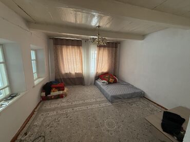 Продажа квартир: 4 комнаты, 4 м² — 13