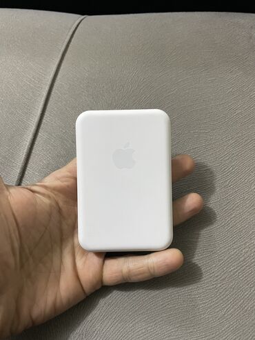 Powerbanklar: Powerbank Apple, < 5000 mAh, Yeni