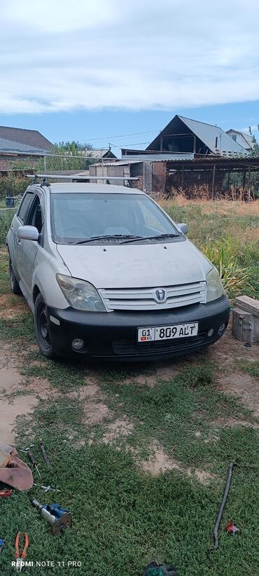 машине арзан: Toyota ist: 2003 г., 1.5 л, Автомат, Бензин, Хэтчбэк