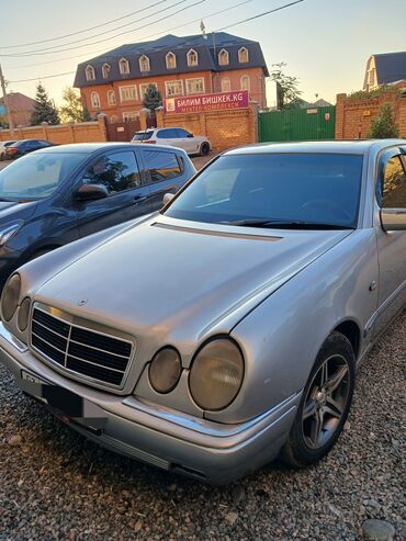 ат араба: Mercedes-Benz E-Class: 1997 г., 2.8 л, Механика, Бензин, Седан