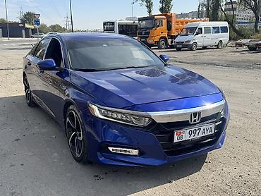 меняю доплата мне: Honda Accord: 2019 г., 1.6 л, Автомат, Бензин, Седан — 1