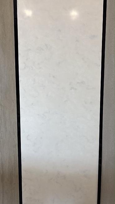 paslanmayan polad: Kvars kompozit (engineered stone) səthlər – açıq bej-boz tonlarda — 10