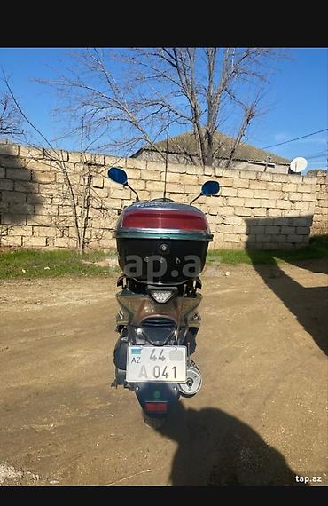 elektrik mopet: Salam moto əla vezyetdedi tək nömrəsi 700 1000 arası qiymətidir — 2