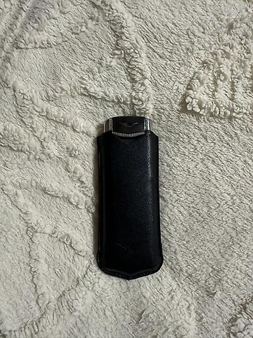 c33 telefon: Vertu Signature Touch, rəng - Qara, Düyməli — 2