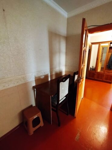 Uzunmüddətli kirayə mənzillər: Kirayə Həzi Aslanov metrosu dan 10 dəq məsafədə 2 otaq 6/5 Orta — 3