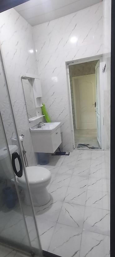 kiraye evler 4 cu mikrorayon: Bine savxozda 334,nomreli mektebin yaninda 2otaqliqapida — 1