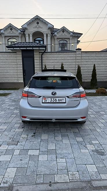 Lexus: Lexus CT: 2011 г., 1.8 л, Автомат, Гибрид, Хэтчбэк — 4