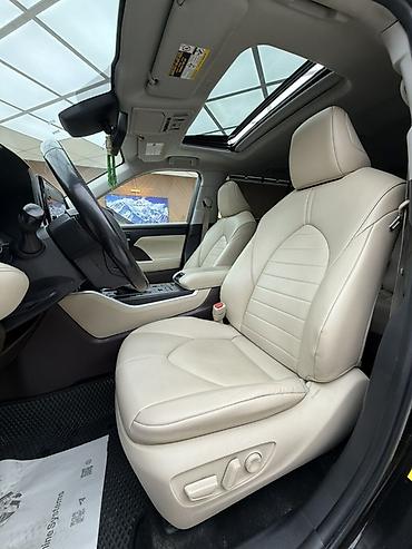 тойоьа: Toyota Highlander: 2022 г., 3.5 л, Автомат, Бензин, Кроссовер — 7