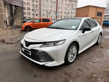 Toyota: Toyota Camry: 2019 г., 2.5 л, Автомат, Гибрид, Седан