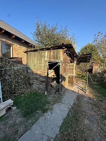 земельные участки: 4 комнаты, 60 м², 4 соток, Газ, Электричество, Канализация — 6