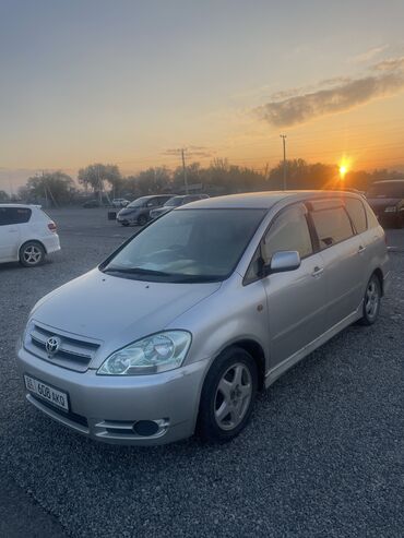 исык кол: Toyota Ipsum: 2001 г., 2.4 л, Типтроник, Газ, Вэн/Минивэн
